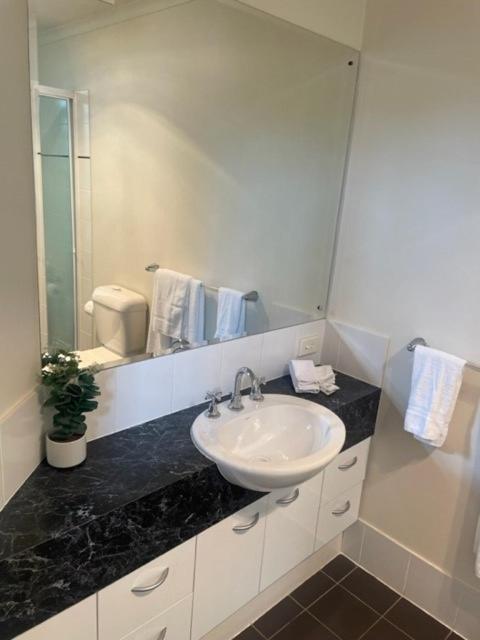 Rnr Sturt Holiday Home Adelaide Eksteriør bilde